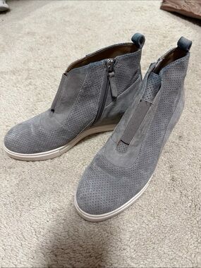Paolo Grey Suede Perforated Chukka Boots